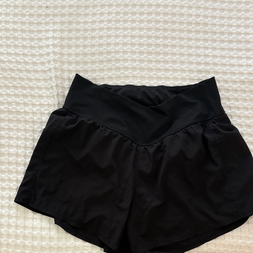 HALARA Women's Black Athletic Shorts